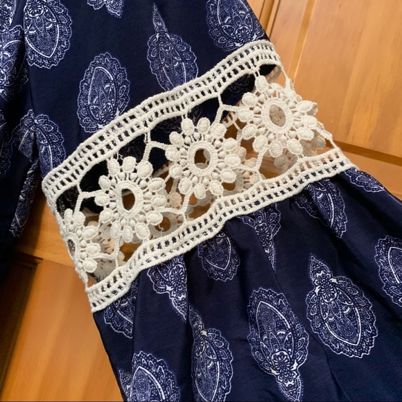 Ing Navy Bell Sleeve Tunic Top/Dress NWT Medium - Picture 3 of 8